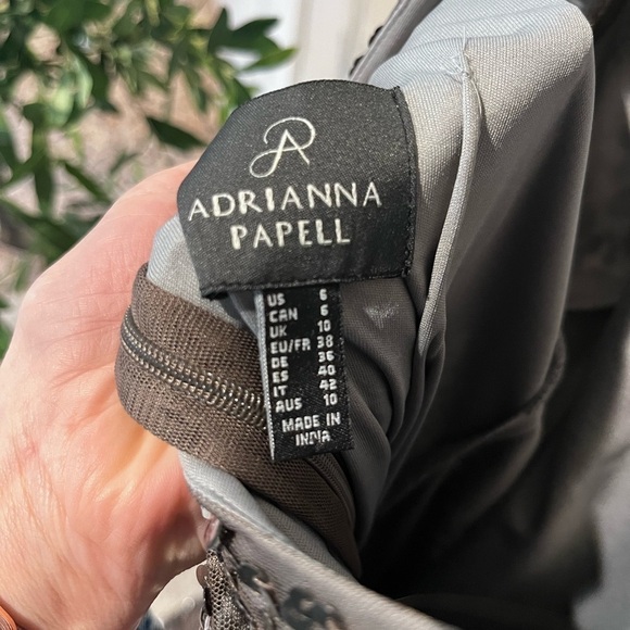 Silver Sequin Adrianna Papell Dress Women’s size 6 Wedding/Bridesmaid/Formal - Picture 8 of 8